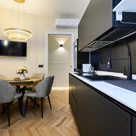 Casa de hóspedes Elegant 4*